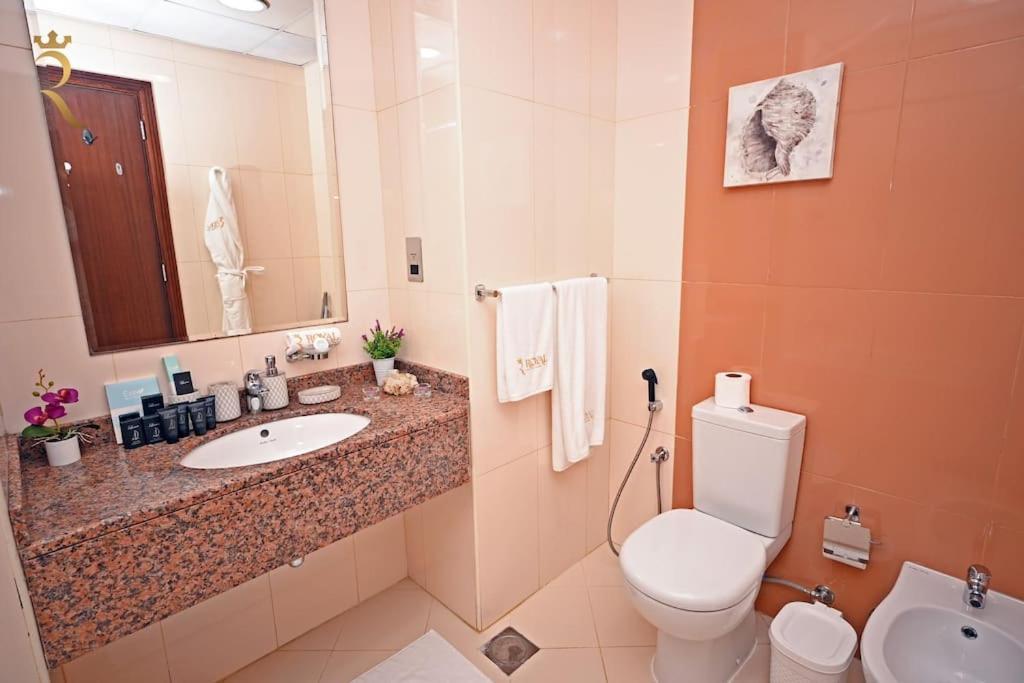 Apartment Queen Studio-city Of Lights In Al Reem