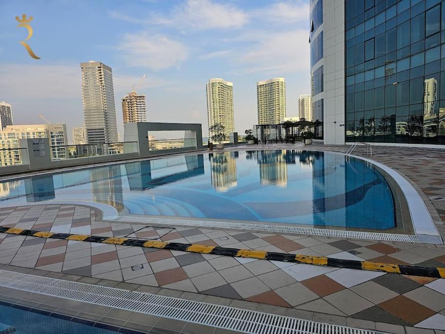 Apartment Queen Studio-city Of Lights In Al Reem Abu Dhabi