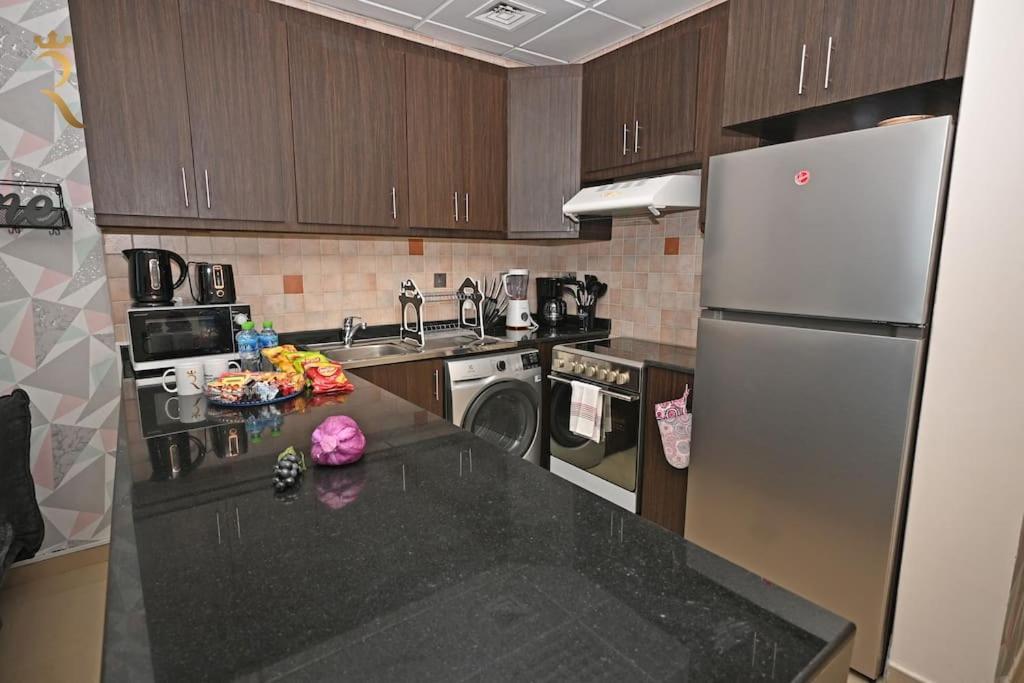 Apartment Queen Studio-city Of Lights In Al Reem *
