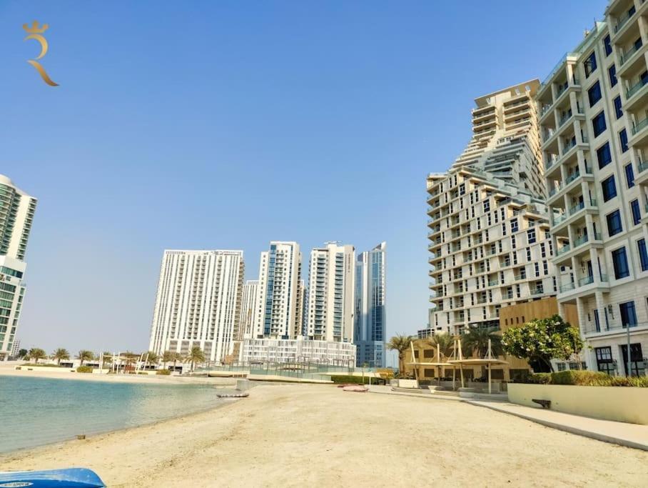 Queen Studio-city Of Lights In Al Reem Apartment *